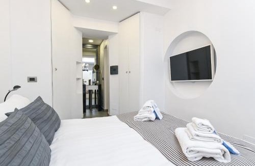 Trastevere Apartment | The Essential Trastevere Design Studio