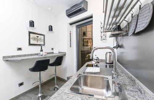 Trastevere Apartment | The Essential Trastevere Design Studio