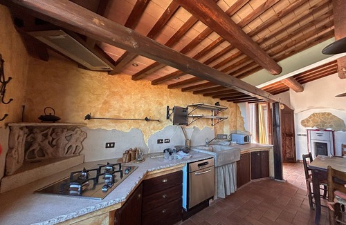 Bettona Apartment | The House of Song