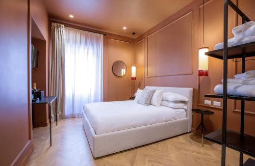 Rione III Colonna House | The Mendeli Suite