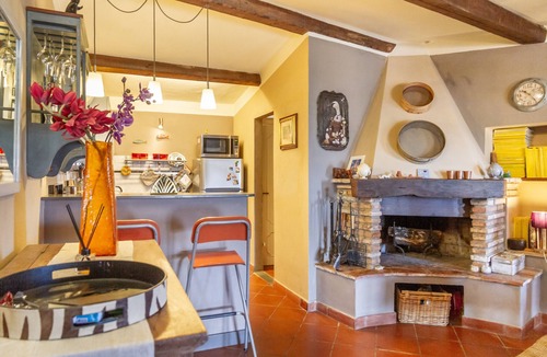 Ravi House | The Nest, Hamlet in Tuscany – Mountain View, Private Terrace & Wi-Fi
