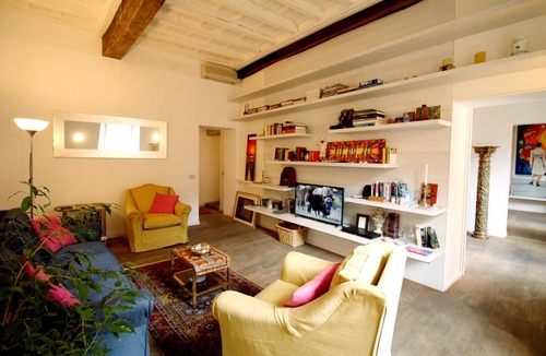 Rione II Trevi Apartment | The Trevi Fountain and Spanish Steps Experience