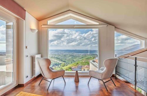 Treiso Apartment | The Vista Retreat N.1