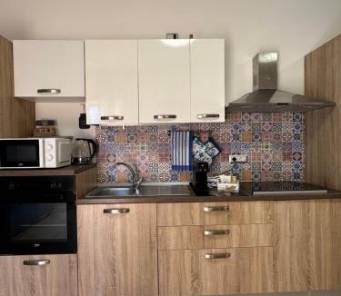 Giovinazzo Apartment | The White House