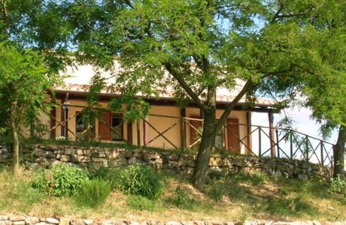 Elmo House | Three-room apartment Girasole - country house with pool and garden
