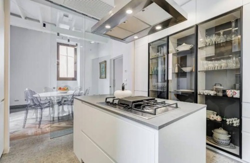 Rione VII Regola Apartment | Timeless Charm in Trastevere Luxury Residence with Enchanting Courtyard