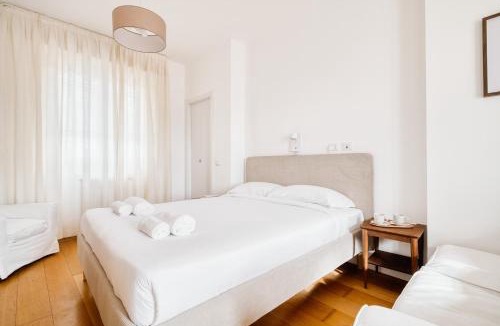 Milan Apartment | Top-floor Penthouse with panoramic terrace - 20 minutes from San Siro & Duomo