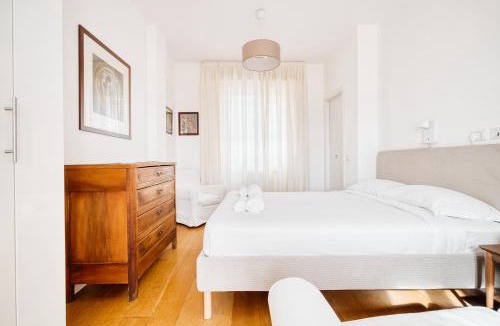 Milan Apartment | Top-floor Penthouse with panoramic terrace - 20 minutes from San Siro & Duomo