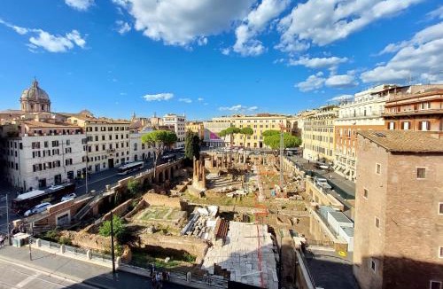 Rione XI Sant'Angelo Apartment | Torre Argentina