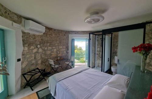 Historical Downtown Salerno Villa | Torre del Principe suite