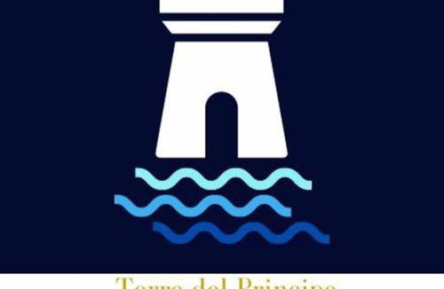 Historical Downtown Salerno Villa | Torre del Principe suite