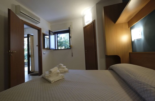 Mattinata Resort | Torre Simone villa with swimming pool, private beach and tennis