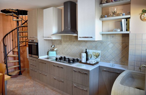 Roccavivara House | Tourist Accommodation Rainbow "Apartment Superior"