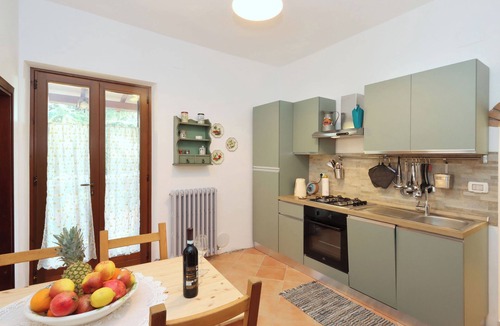 Pucciarelli Apartment | Trasimeno Holiday Home - Apartment Il Girasole