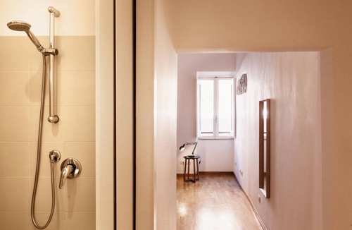 Trastevere Apartment | TrastevereHome - Paglia House of 17Century in Trastevere