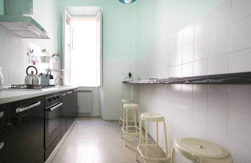 Trastevere Apartment | TrastevereHome - San Cosimato View on Trastevere Square