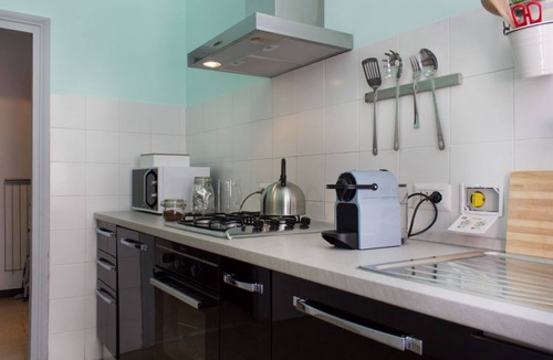 Trastevere Apartment | TrastevereHome - San Cosimato View on Trastevere Square