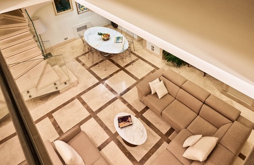Rome City Centre Apartment | TreasureRome Trevi Private Palace