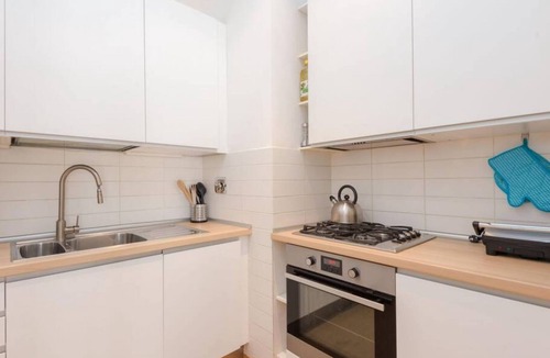 Rione II Trevi Apartment | Trevi Fountain Luxury Apartment