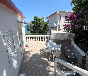 Peschici Apartment | TRILOCALE 2 SUL MARE