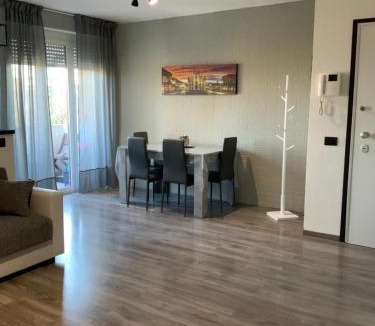 Millepini Apartment | Trilocale alle porte di Milano immerso nel verde
