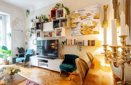 Washington Apartment | Tropical Chic & Cozy Flat next to the Centre - only 10 mins to Duomo by Metro