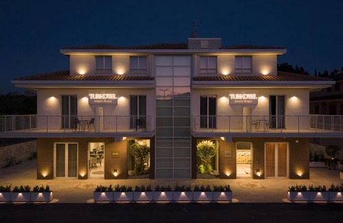 Grottazzolina Hotel | TubHotel