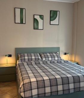 Cenisia Apartment | Turin Bicerin Green