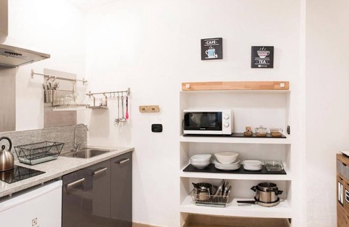 Historic Centre Apartment | Turin’s Hideaway: A Charming Loft with History