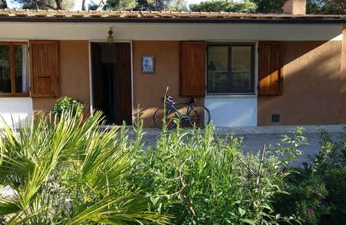 saline breschi House | Tuscan Haven of Peace, for 8, in a quiet gated community, 100m from beach