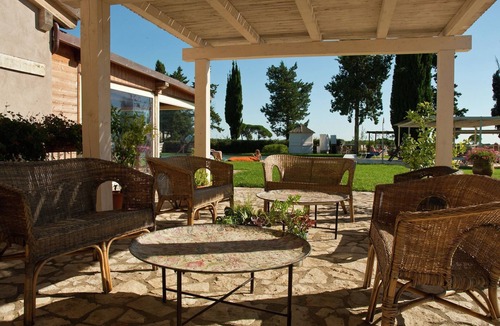 Braccagni House | Tuscan Stay w/Jacuzzi