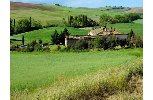 San Giovanni d'Asso Villa | TUSCANY : APPARTMENT IN VILLA WITH SHARED POOL