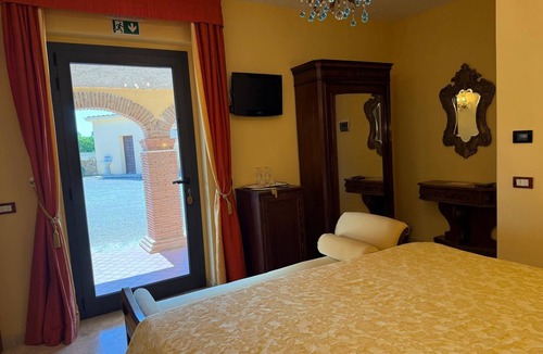 Manciano Other | Tuscany Boutique Agriturismo Hotel, pet friendly.