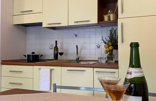 Castellaneta Marina Apartment | TWO-ROOM AIR-CONDITIONED APARTMENT 5 MINUTES FROM THE SEA SURROUNDED BY PINE FOREST