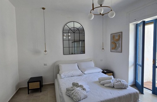 Castel Morrone Hotel | 'U DUCAL PALACE