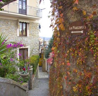 Castellabate Historic Centre Apartment | U' Vascio - Centro Storico