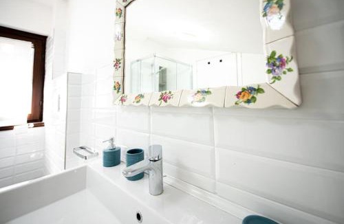 Recanati Apartment | Ulivo Secolare