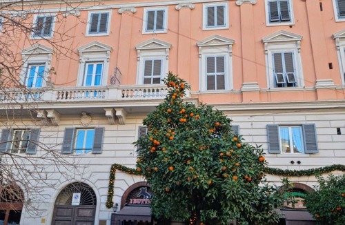 Nomentano Apartment | Una vacanza all'insegna dello stile in un palazzo del 1800 al centro di Roma