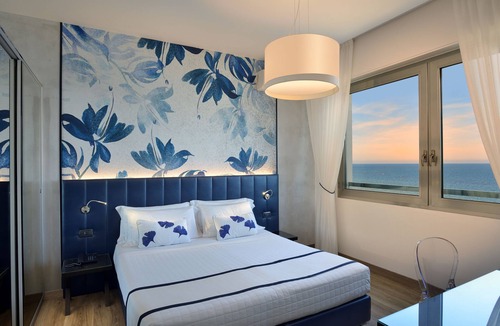 Pesaro Hotel | UNAHOTELS Imperial Sport Hotel