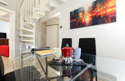 Pavia Apartment | [University-City Center] In the heart of the city