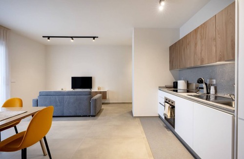 Municipio 2 Apartment | Urban Penthouse Terrace with Parking