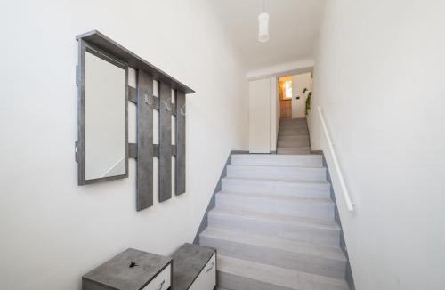 Falconara Marittima Apartment | V9 Loft Luxury - 300mt da mare, centro e stazione