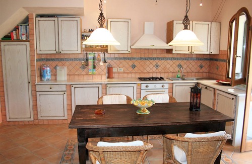 Alani Apartment | Vacation apartment in former winery with sea view