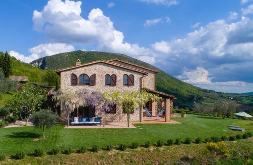 San Giovanni del Pantano House | Vacation home for 12 guests with 400m² in Perugia (298558)
