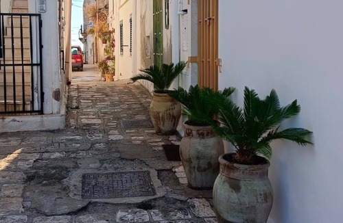 Bernalda Apartment | Vacation home in the historic center
