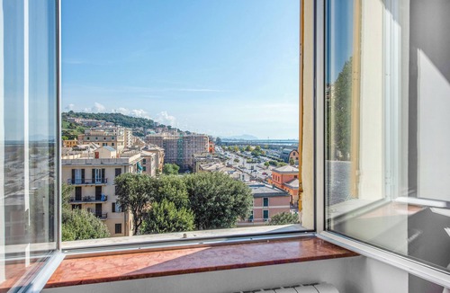 Pra' House | Vacation Home "Laura" with Sea View & Wi-Fi