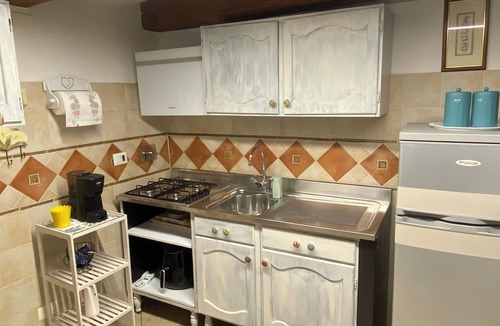 Gualdo Tadino Apartment | Vacation House Under Square