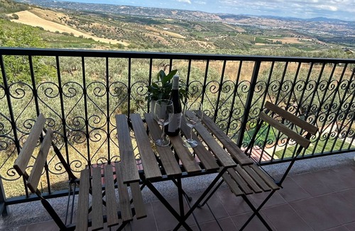 Lanciano Apartment | Vacation House Villa Raffaella - Surrounded by greenery two minutes from the center