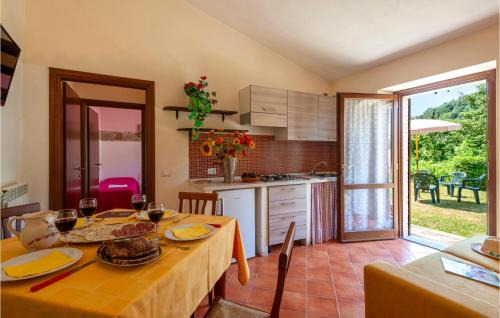 Apecchio Apartment | Valguerriera 6- Rosa Cremisi