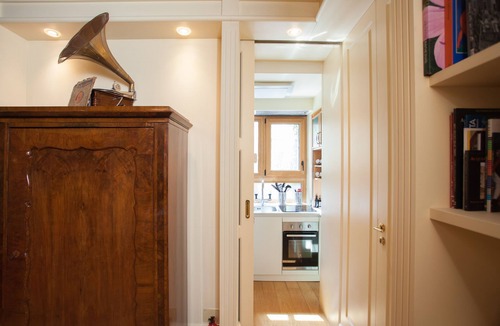 Rione XIV Borgo Apartment | Vatican luxury home Terrazzo, 2 bedrooms 2 bathrooms a 50 yds from S.Pietro